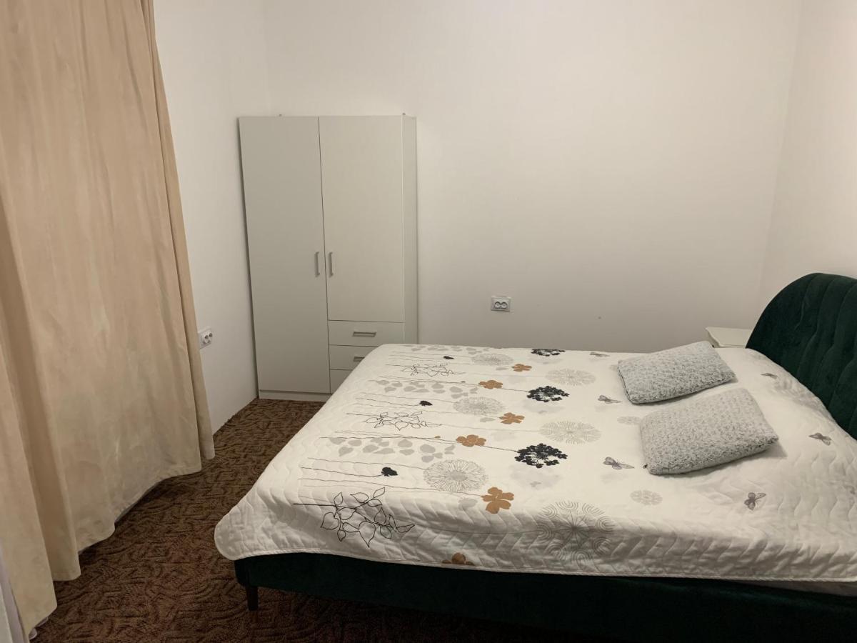 Luxury Accommodation Republicii Braşov Dış mekan fotoğraf
